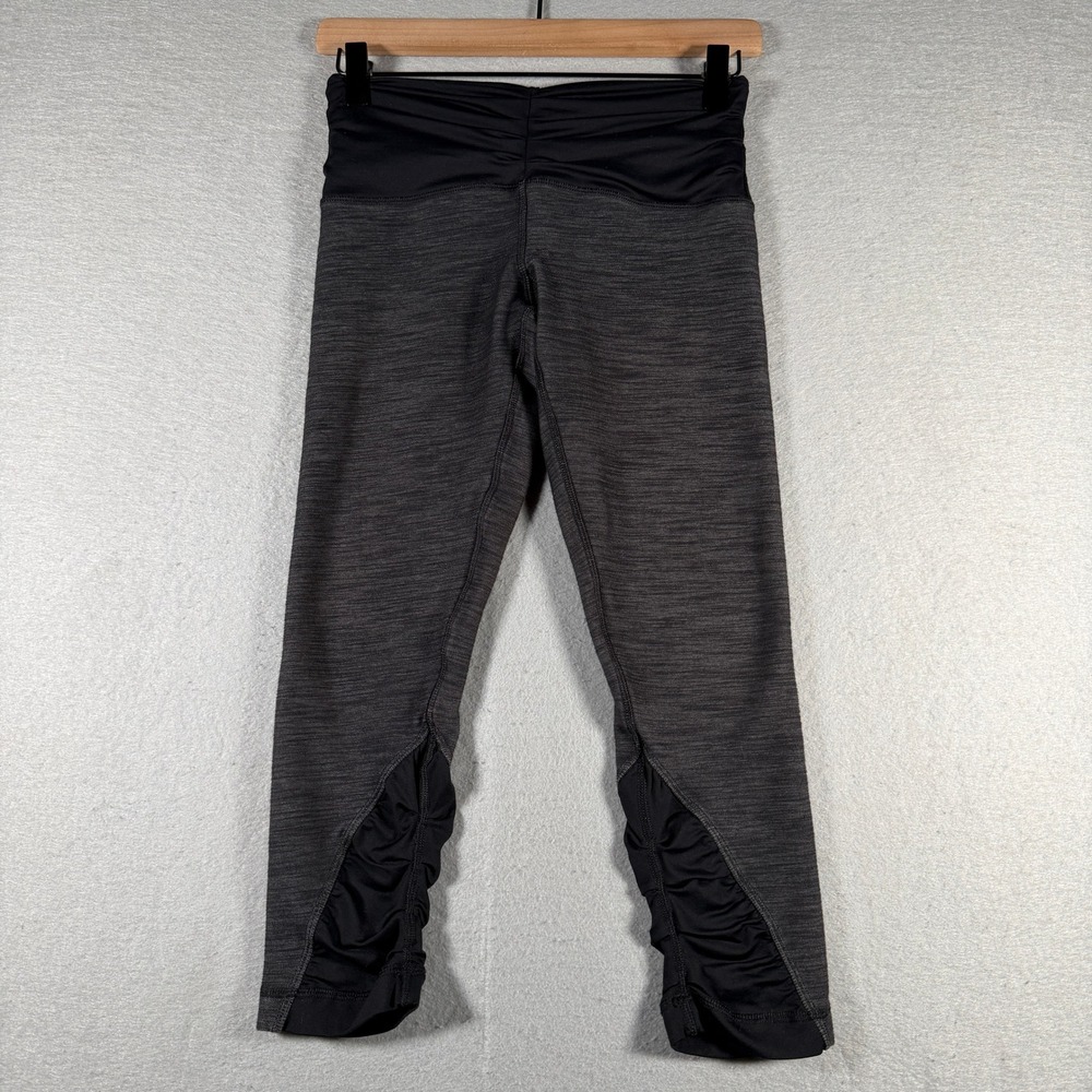 Lululemon Heathered‎ Charcoal Grey Ruched Crop Leggings Womens Size 4 Capris